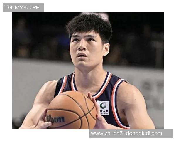 广东男篮迎来首笔强援争夺战陈国豪合同到期引发多队抢购朱芳雨积极出手